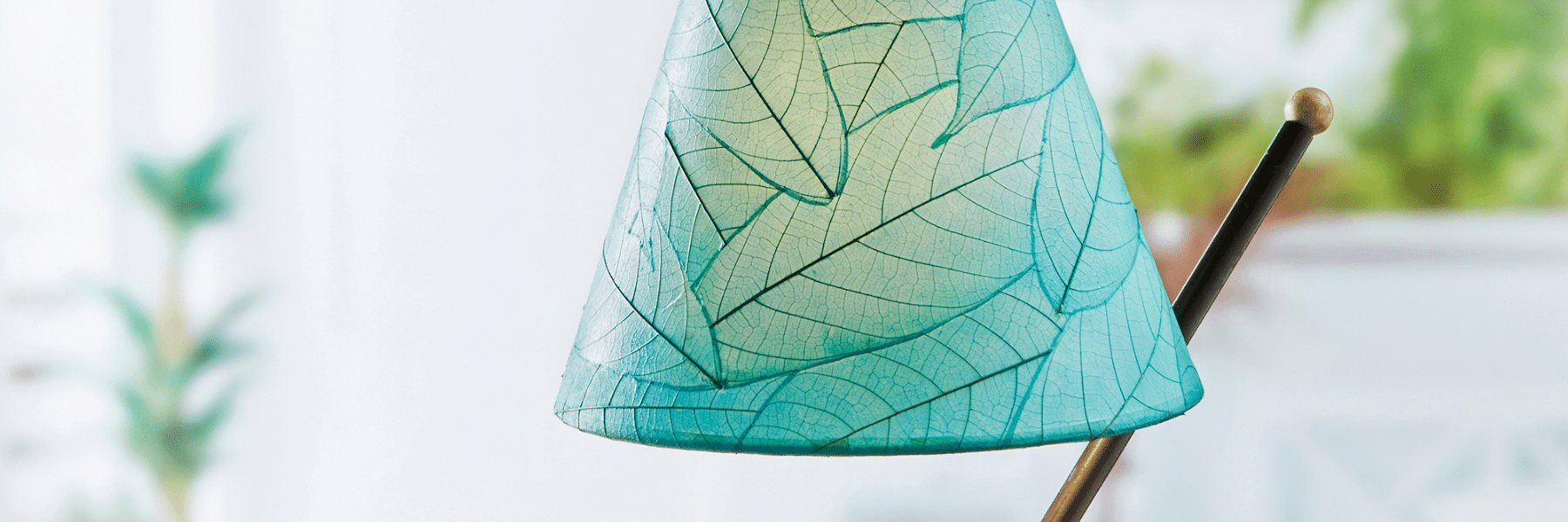 eangee natural leaves table lamp